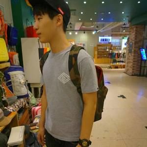 Meet your Posher, Don